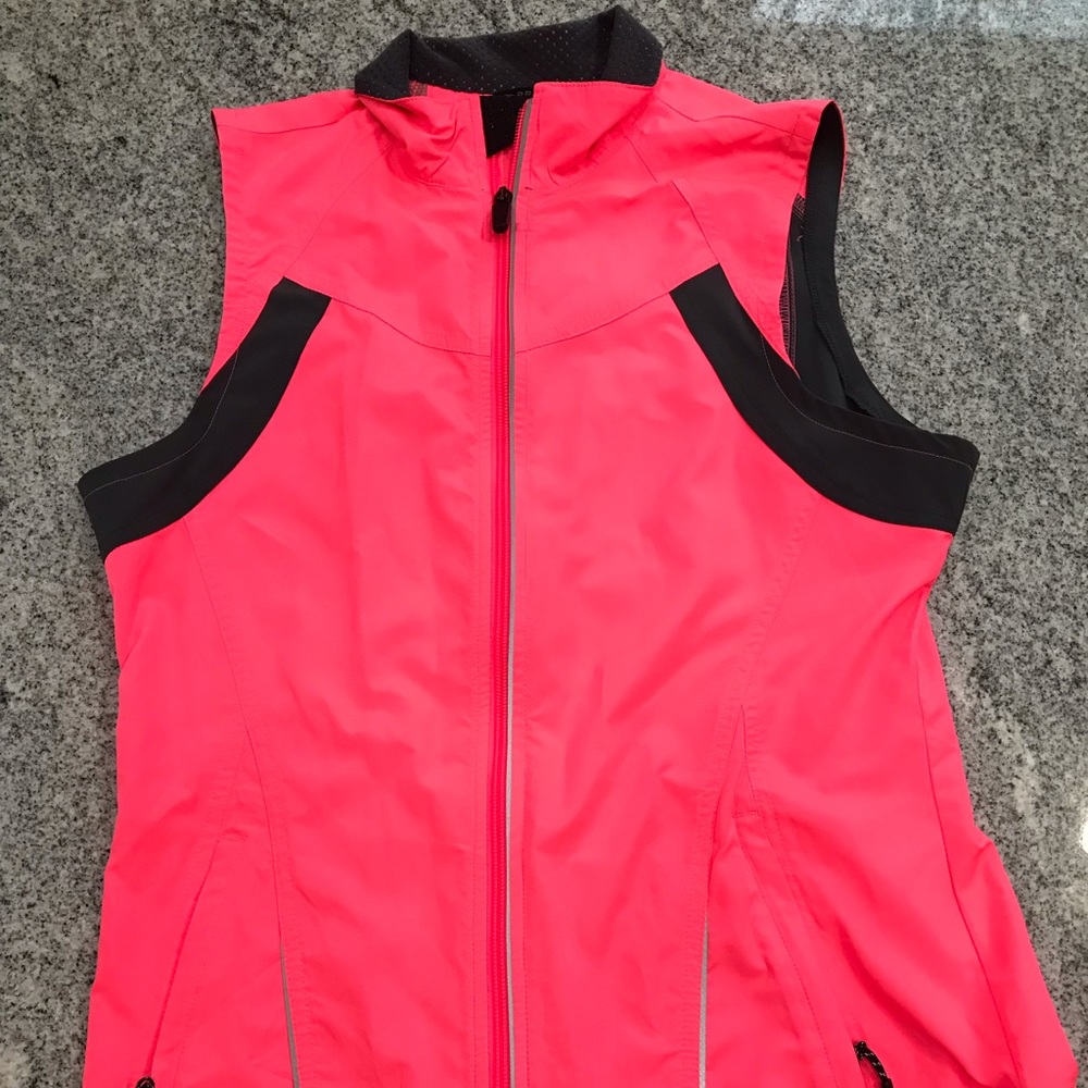 Pink Brooks Reflective Athletic Vest with Pockets